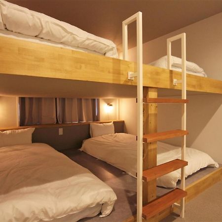 Sekai Hotel Nishikujyo Osaka Bagian luar foto
